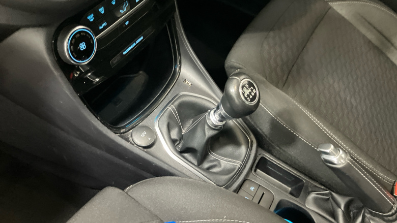 Ford Puma 1.0 EcoBoost Hybrid mHEV Titanium 5dr Petrol Hatchback